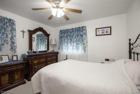 5105 W 6th Street Brooklyn Heights OH 44131