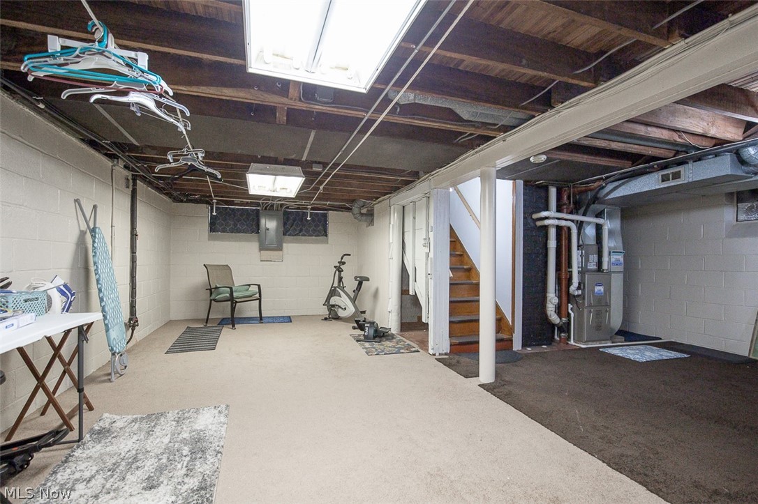 5105 W 6th Street Brooklyn Heights OH 44131