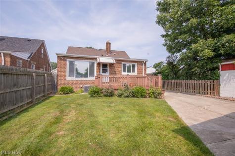 5105 W 6th Street Brooklyn Heights OH 44131