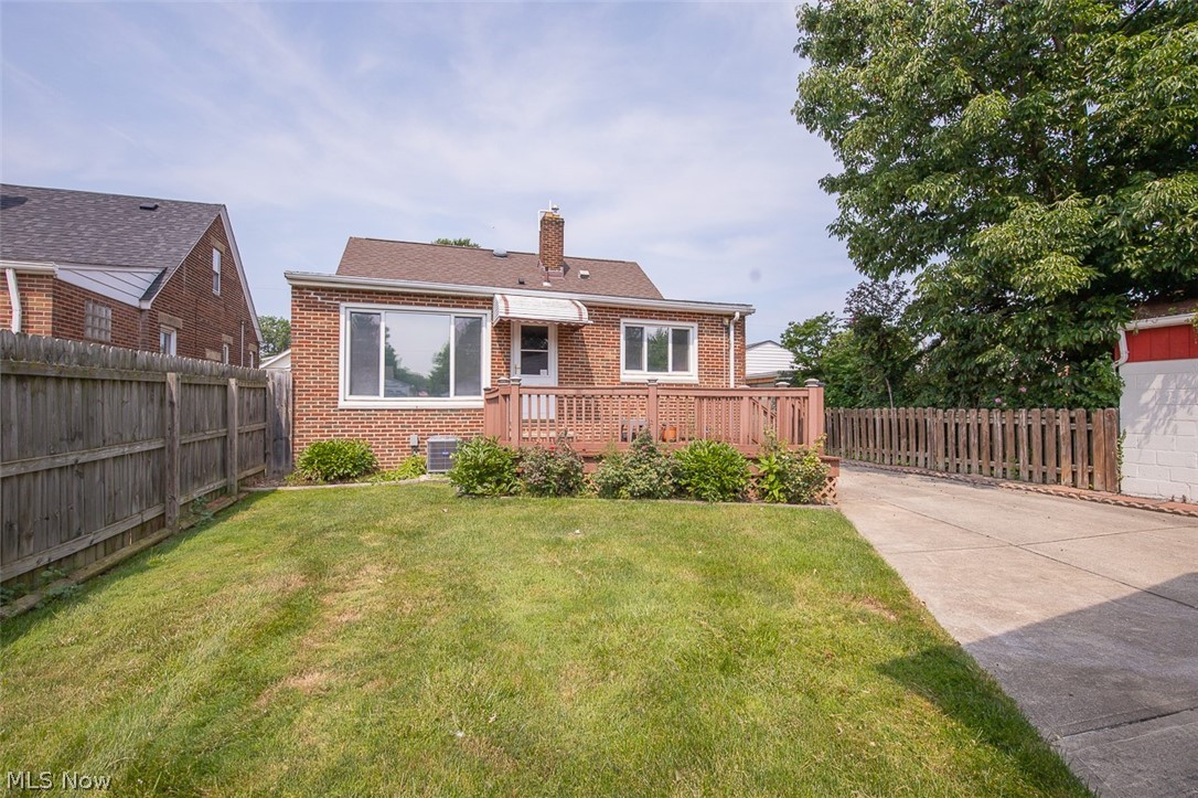 5105 W 6th Street Brooklyn Heights OH 44131