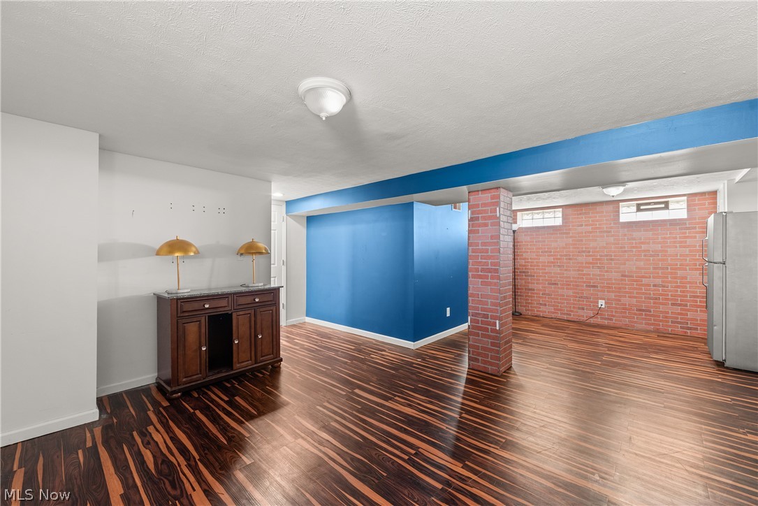 5607 Ackley Road Parma OH 44129