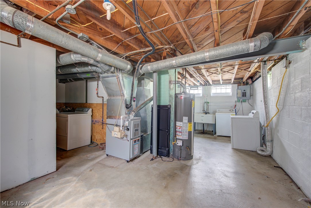5607 Ackley Road Parma OH 44129