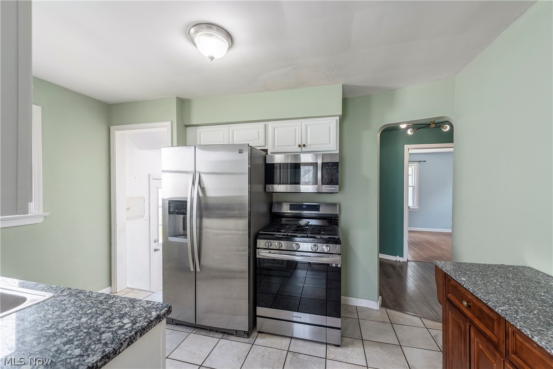 5607 Ackley Road Parma OH 44129