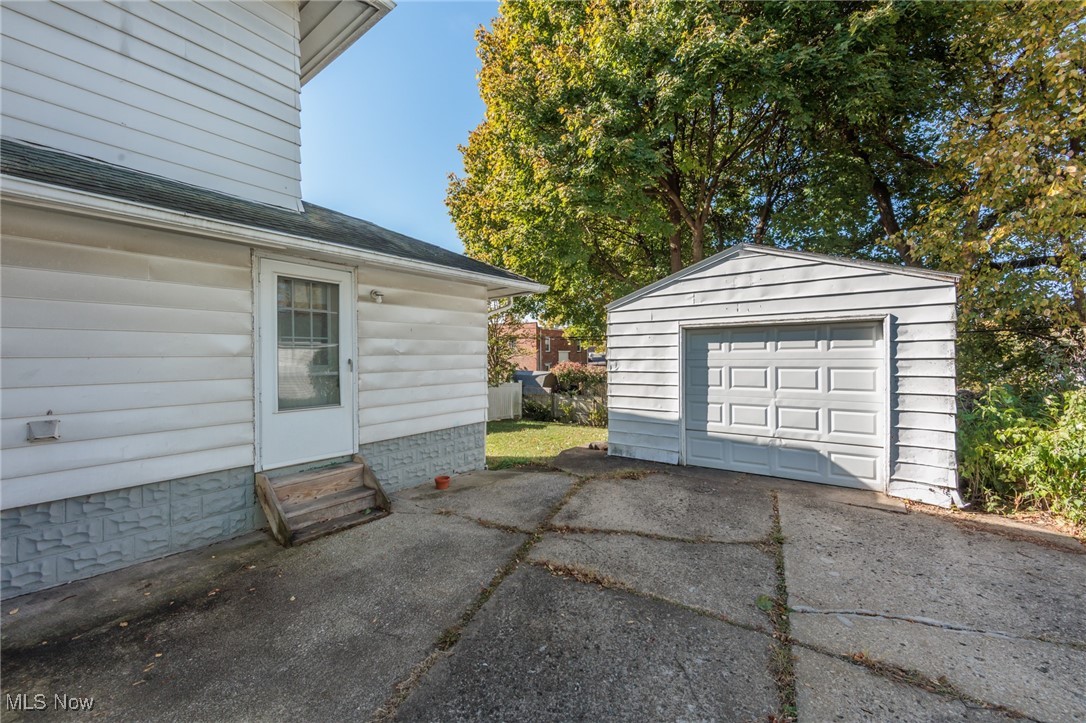 958 Oakland Avenue Akron OH 44310