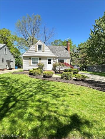 10124 Keswick Drive Parma Heights OH 44130