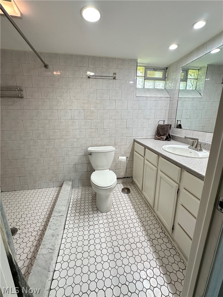 10124 Keswick Drive Parma Heights OH 44130