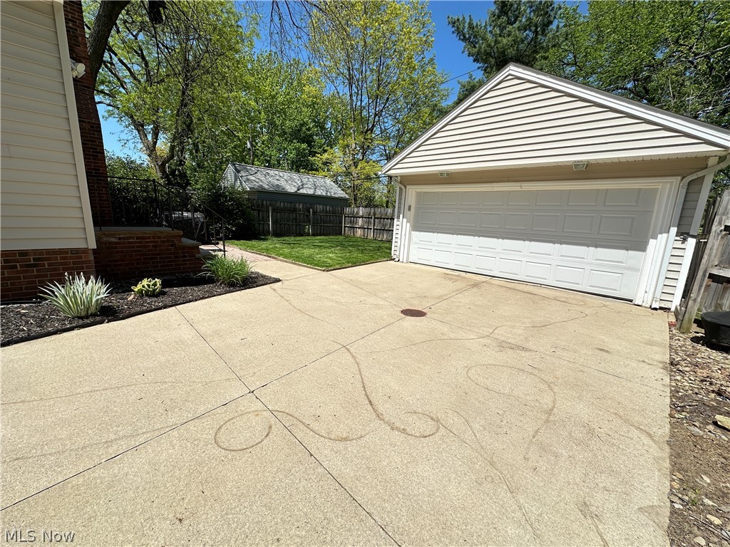 10124 Keswick Drive Parma Heights OH 44130