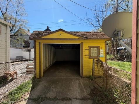 9902 Yale Avenue Cleveland OH 44108