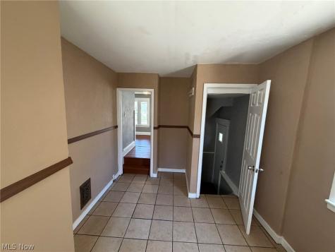 9902 Yale Avenue Cleveland OH 44108