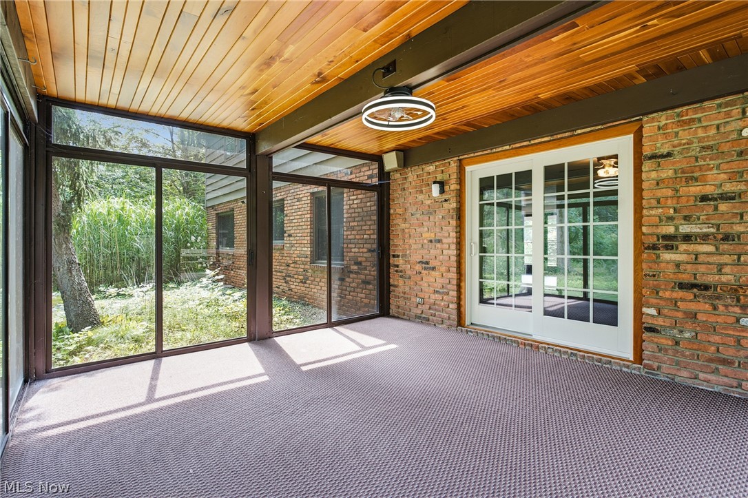 17953 Lost Trail Chagrin Falls OH 44023
