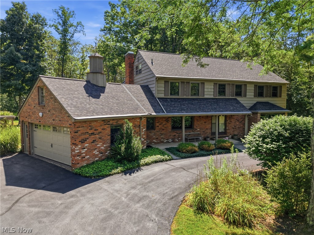 17953 Lost Trail Chagrin Falls OH 44023