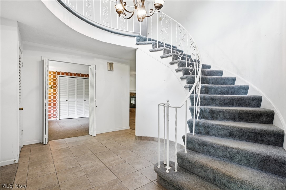 17953 Lost Trail Chagrin Falls OH 44023