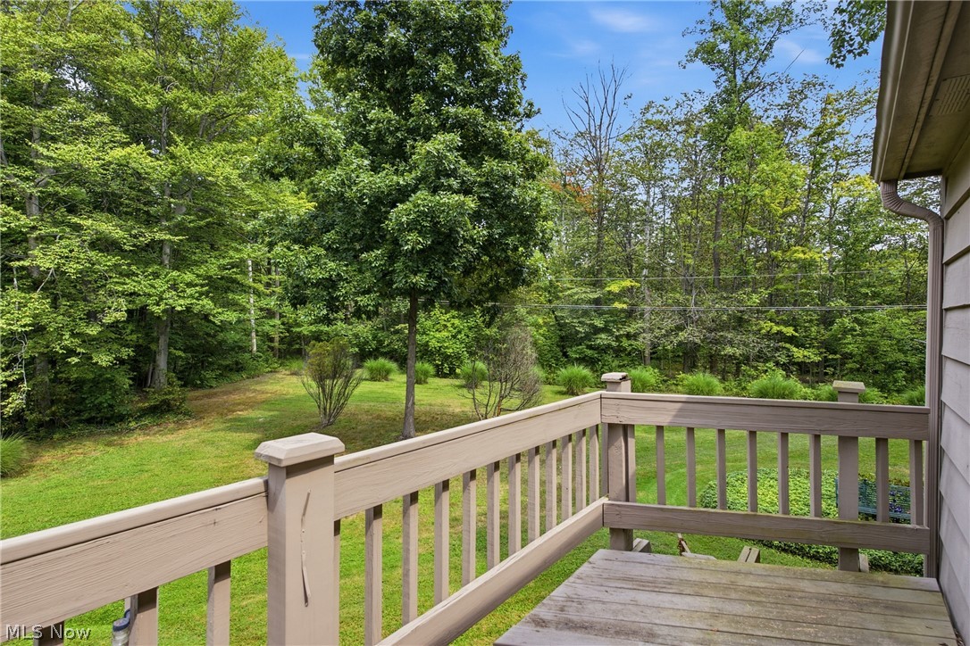 17953 Lost Trail Chagrin Falls OH 44023