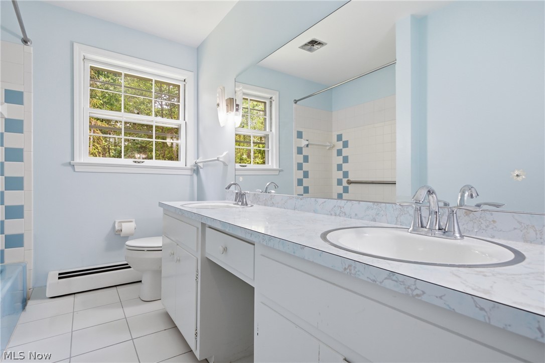 17953 Lost Trail Chagrin Falls OH 44023
