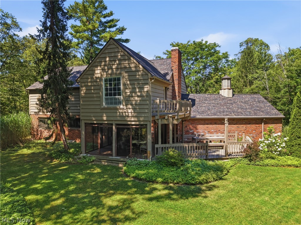 17953 Lost Trail Chagrin Falls OH 44023