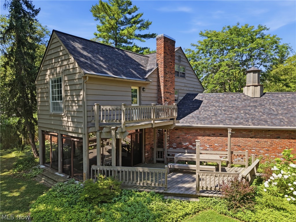 17953 Lost Trail Chagrin Falls OH 44023