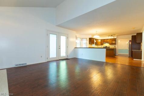 1273 Sharonbrook Drive Twinsburg OH 44087