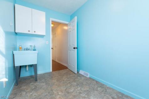 1273 Sharonbrook Drive Twinsburg OH 44087