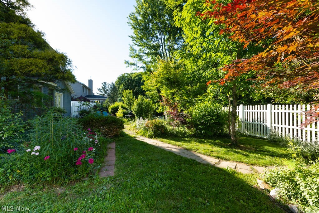 1273 Sharonbrook Drive Twinsburg OH 44087