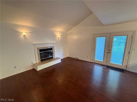 1273 Sharonbrook Drive Twinsburg OH 44087