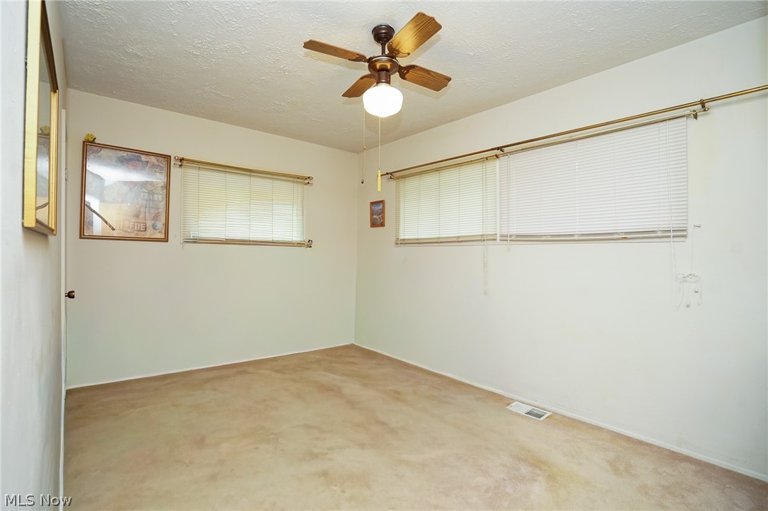333 S Edgehill Avenue Youngstown OH 44515