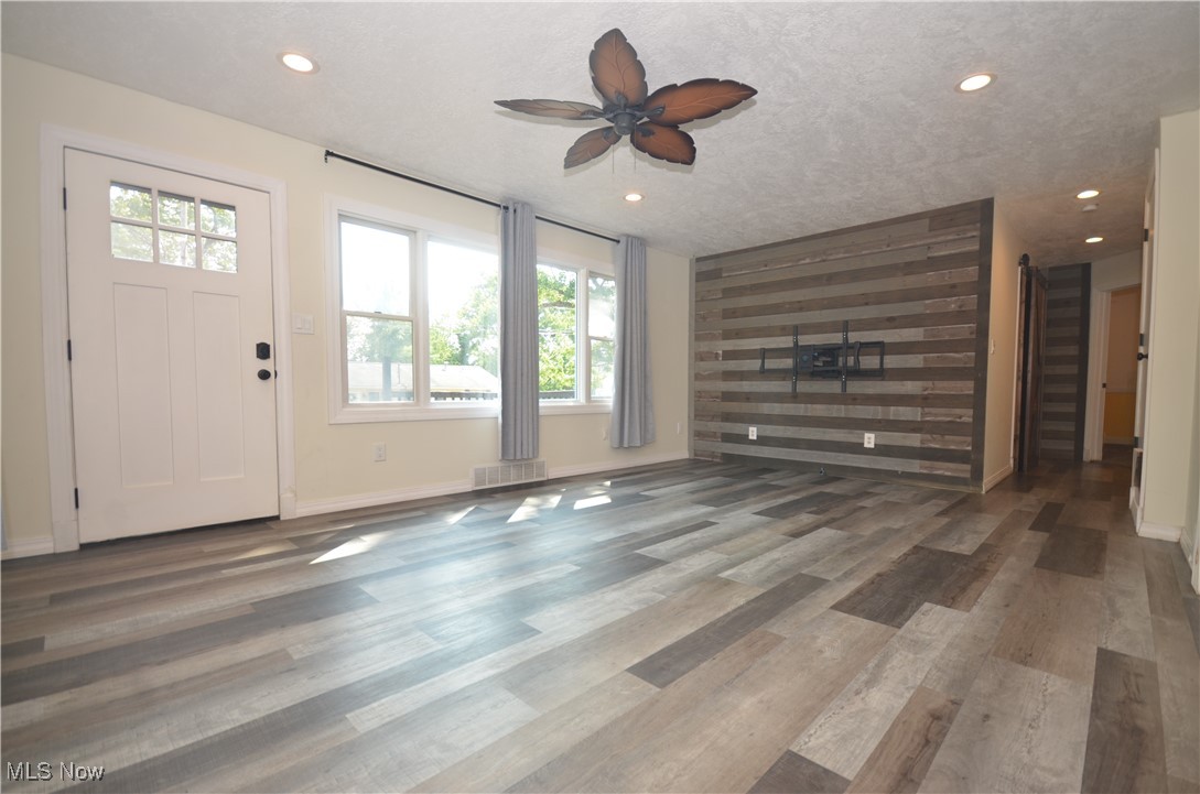 360 Cluster Avenue Akron OH 44305