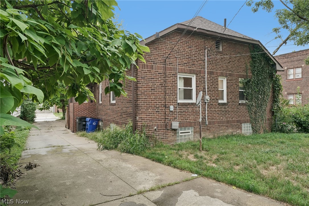 3339 E 139th Street Cleveland OH 44120