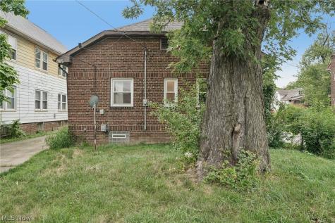 3339 E 139th Street Cleveland OH 44120