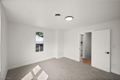 403 E Montgomery Street Marietta OH 45750