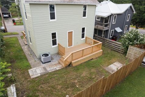 403 E Montgomery Street Marietta OH 45750