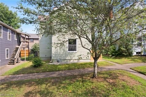403 E Montgomery Street Marietta OH 45750