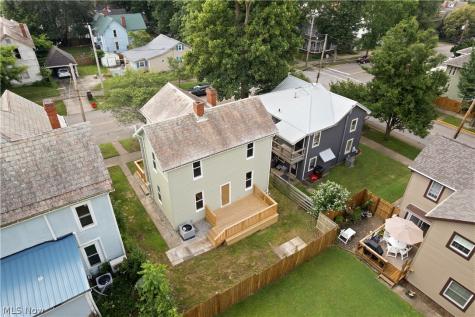 403 E Montgomery Street Marietta OH 45750