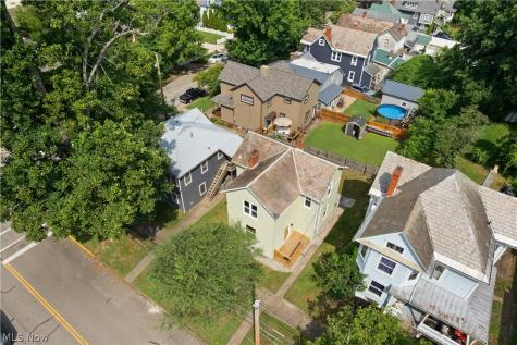 403 E Montgomery Street Marietta OH 45750