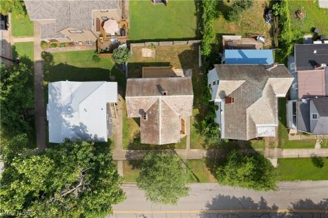 403 E Montgomery Street Marietta OH 45750