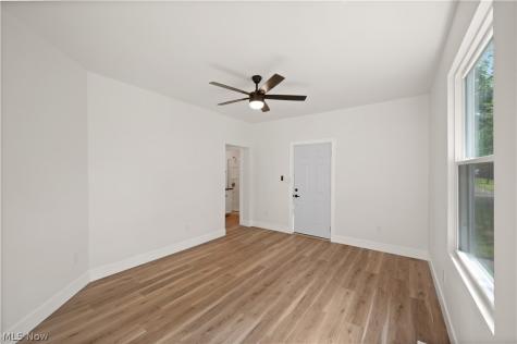 403 E Montgomery Street Marietta OH 45750