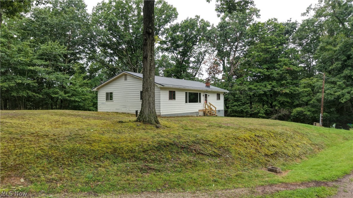 5300 Greenridge Road New Philadelphia OH 44663