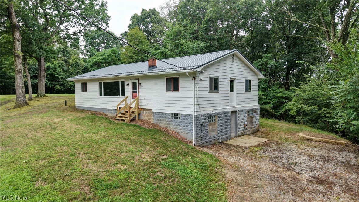 5300 Greenridge Road New Philadelphia OH 44663