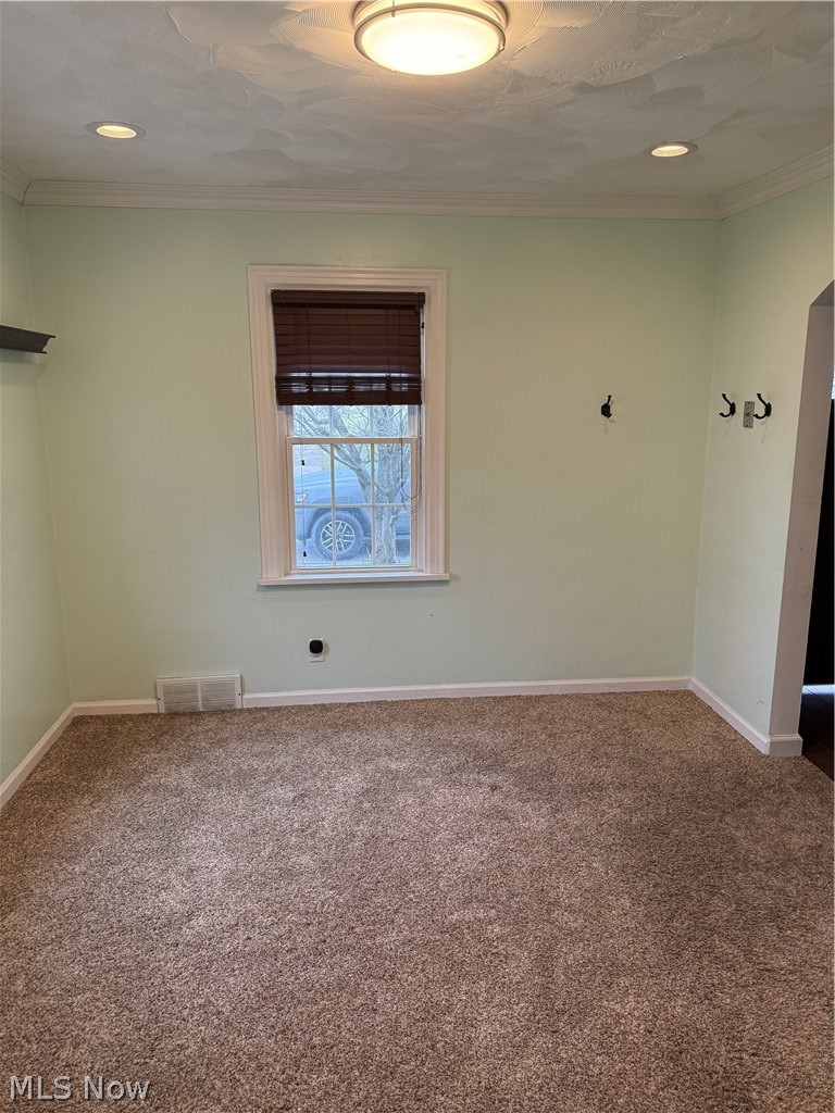 719 Jeanette Avenue Steubenville OH 43952