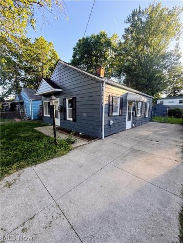 1054 Merton Avenue Akron OH 44306