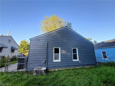 1054 Merton Avenue Akron OH 44306