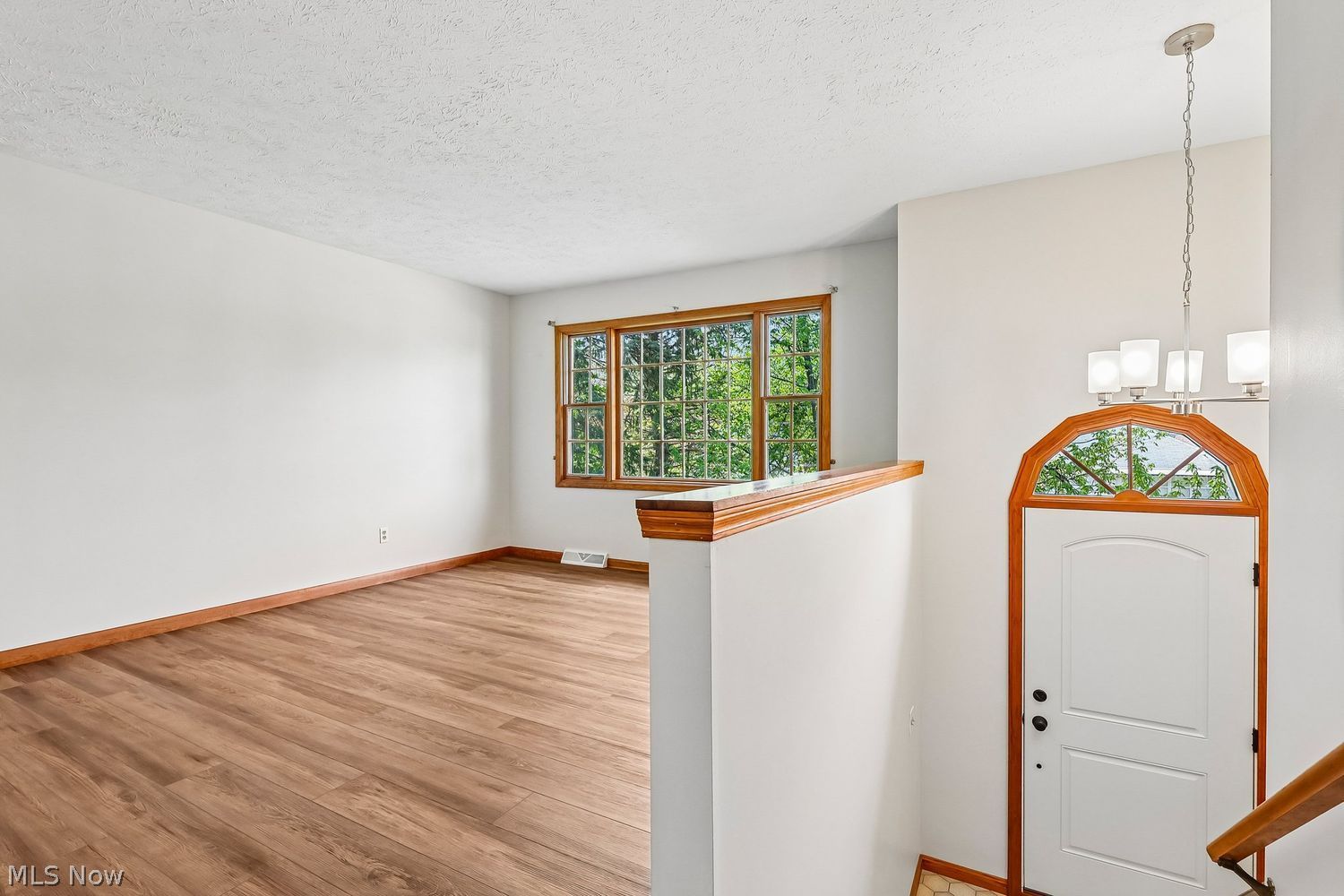 1789 E 232nd Street Euclid OH 44117