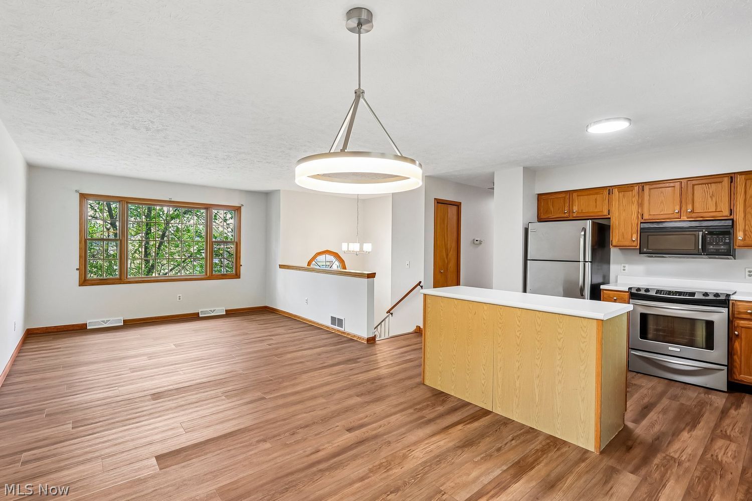 1789 E 232nd Street Euclid OH 44117
