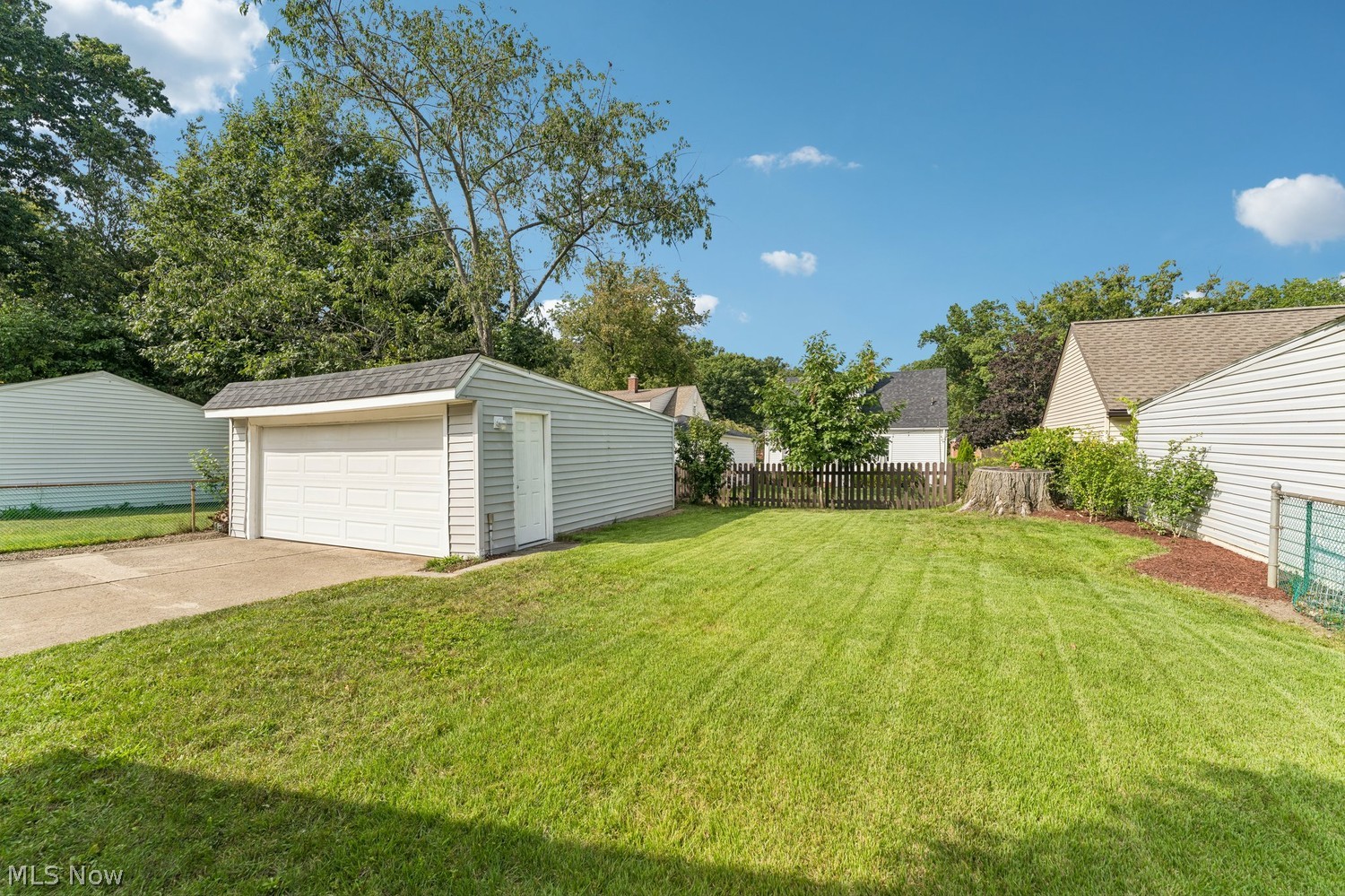 24018 Knickerbocker Road Bay Village OH 44140