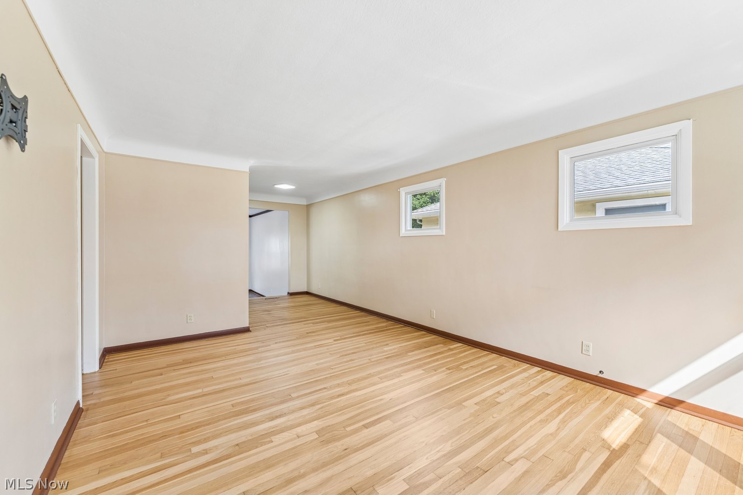 24018 Knickerbocker Road Bay Village OH 44140