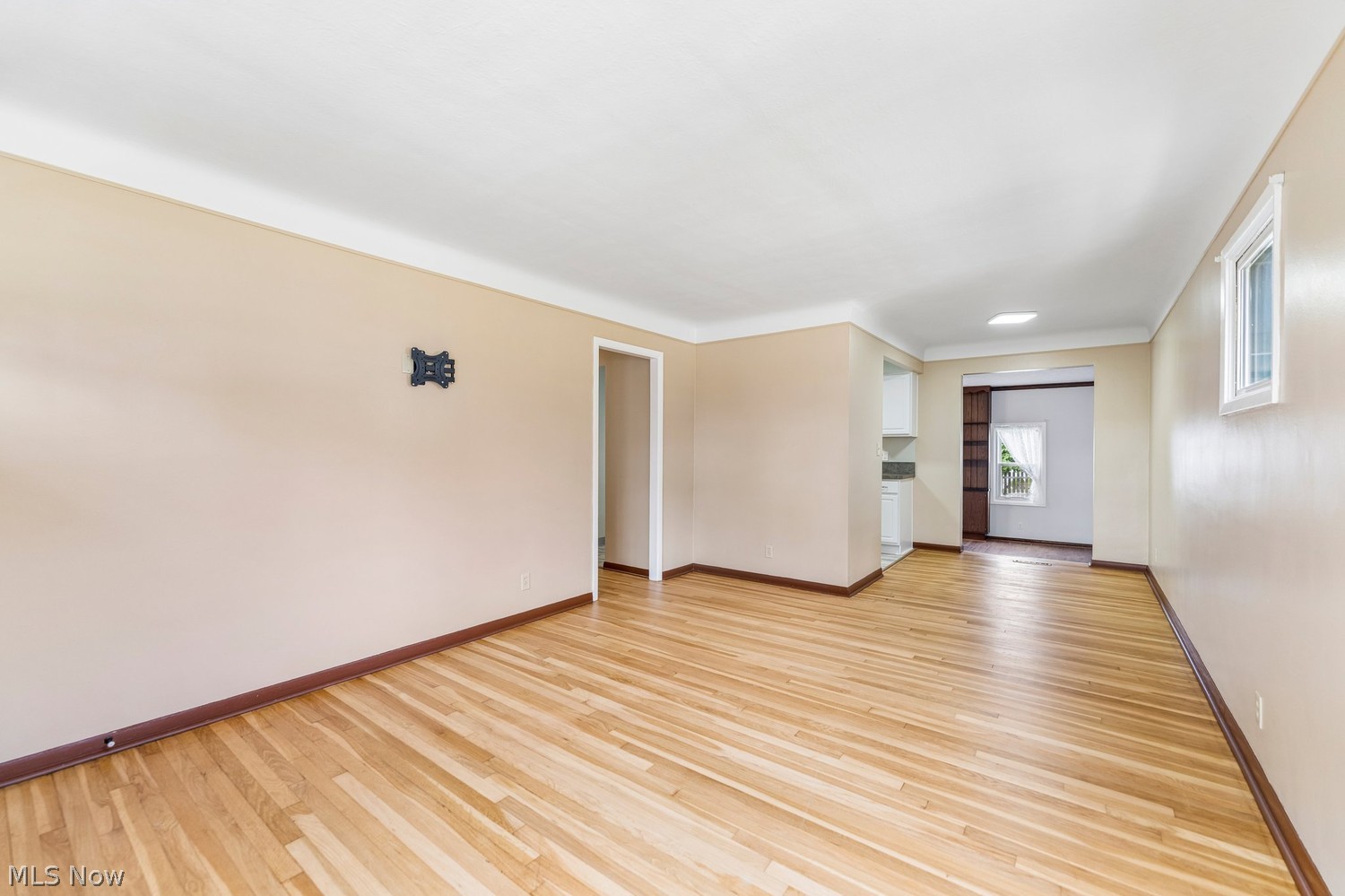 24018 Knickerbocker Road Bay Village OH 44140