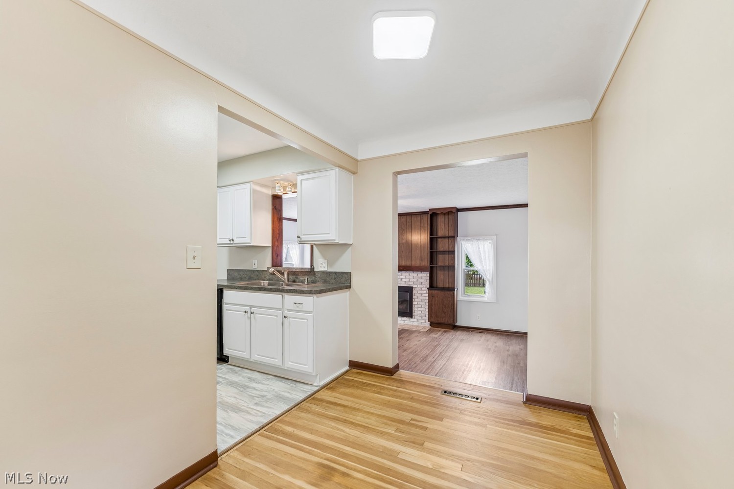 24018 Knickerbocker Road Bay Village OH 44140