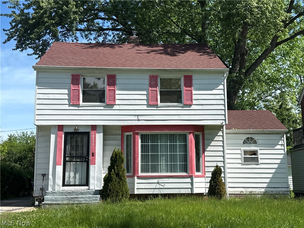 20711 E Ridgewood Avenue Warrensville Heights OH 44122