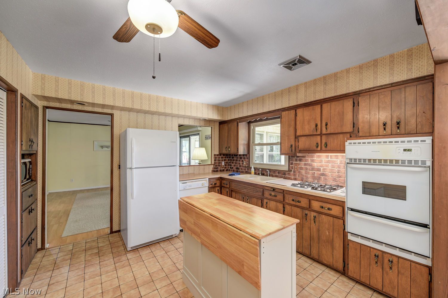6100 Sequoia Drive Parma OH 44134