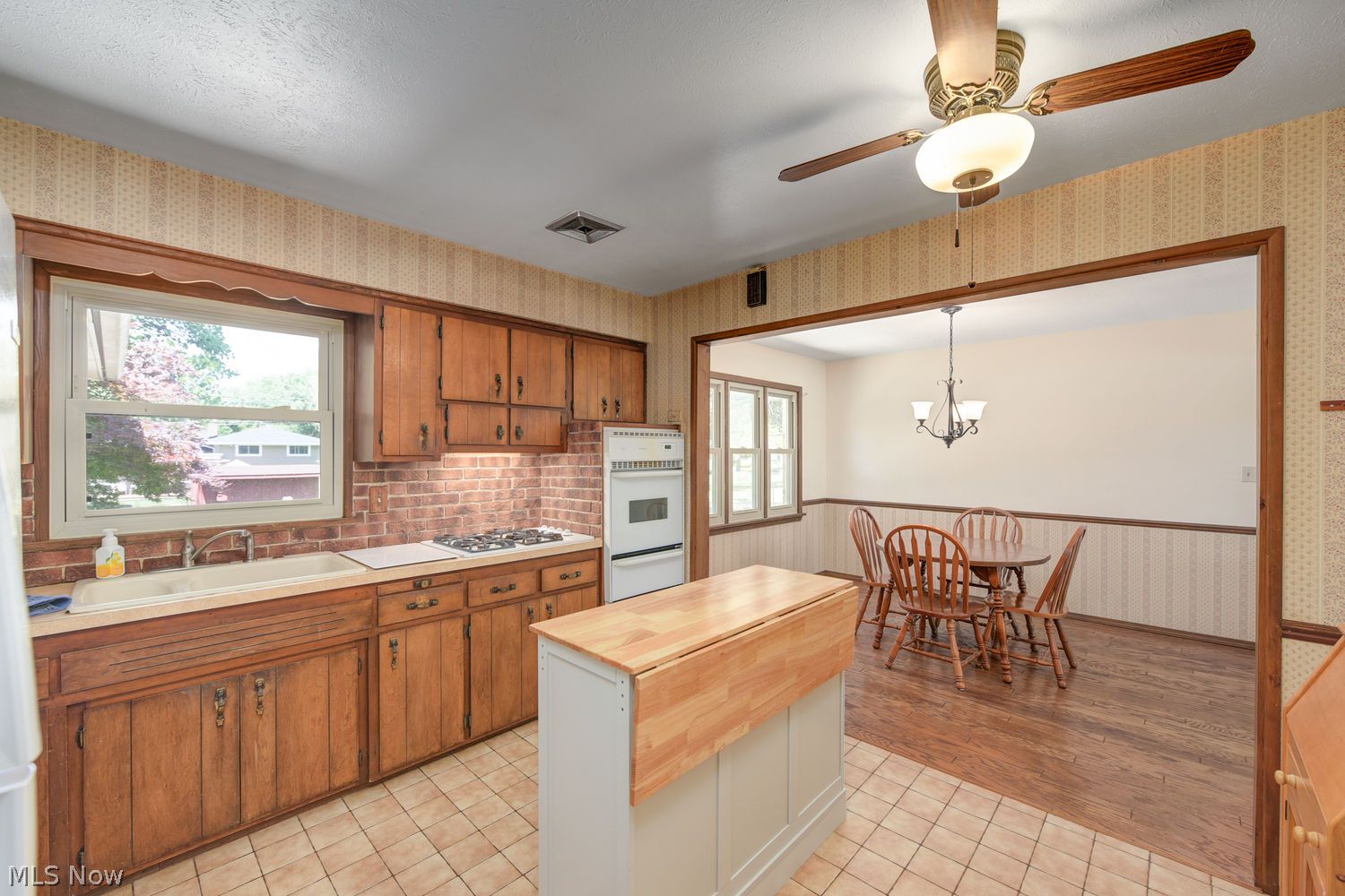6100 Sequoia Drive Parma OH 44134