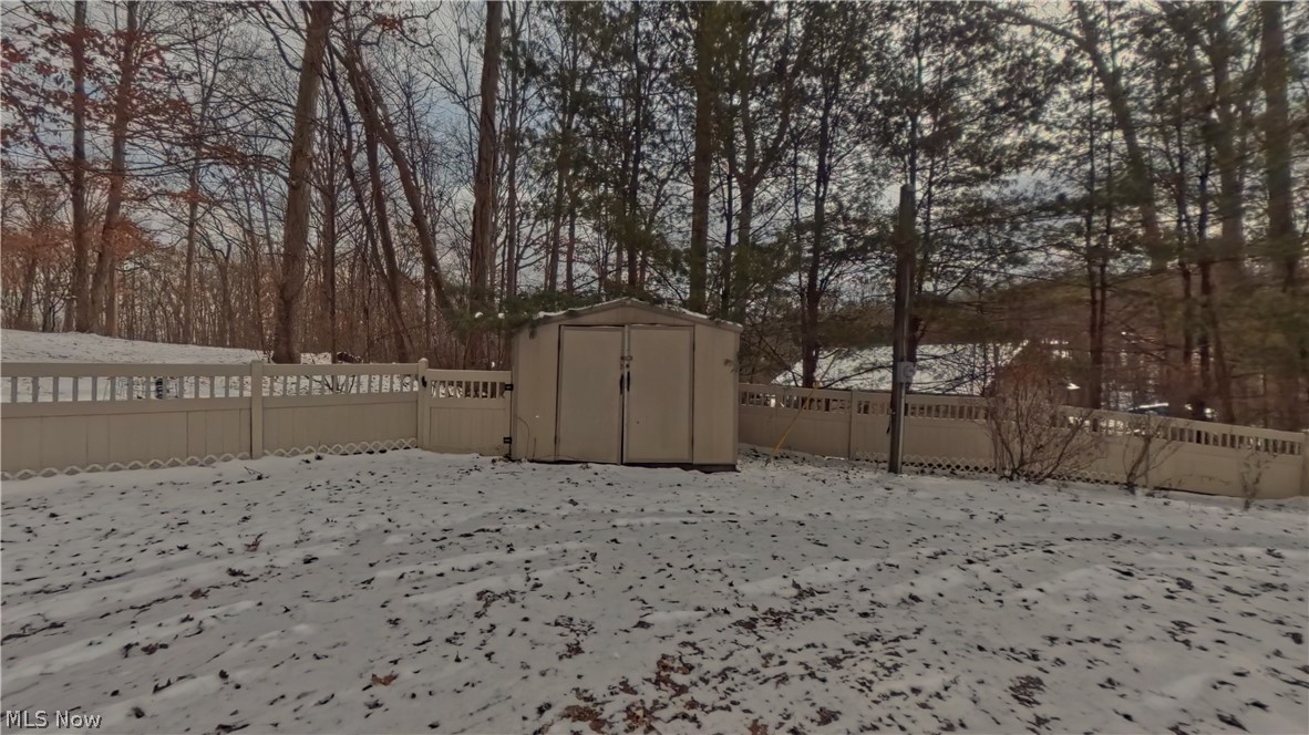 48276 Dyke Road Negley OH 44441